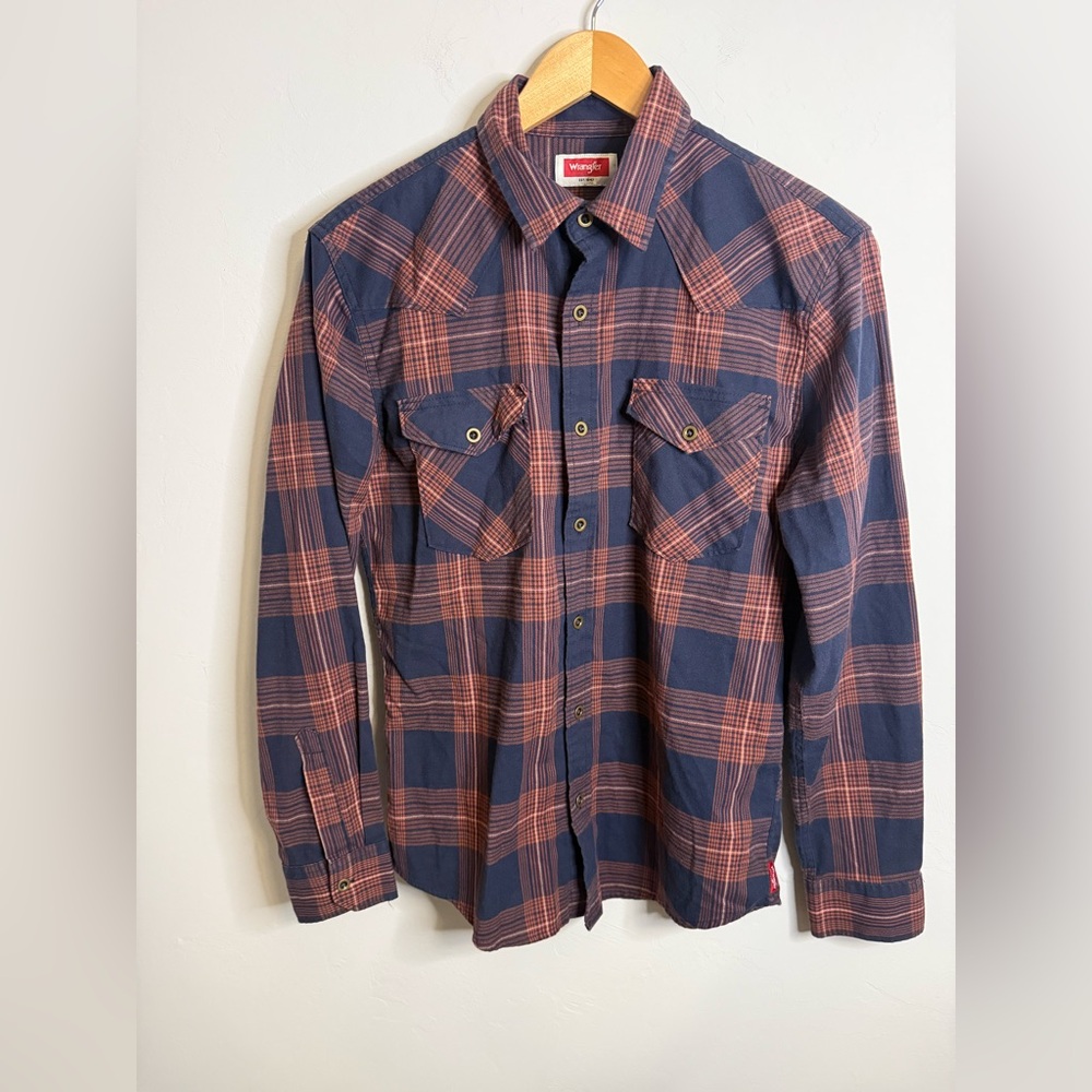 Wrangler Men's Navy and Rust Plaid Shirt